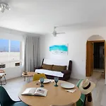 Altavista Apartahotel-adults Only Over 14