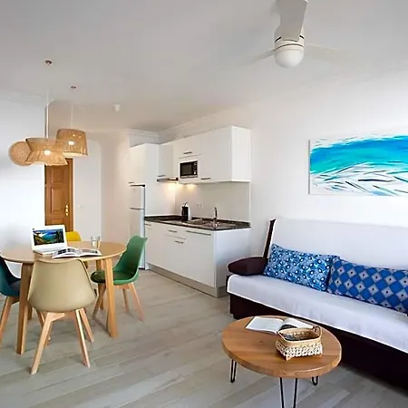 Altavista Apartahotel-adults Only Over 14 4*